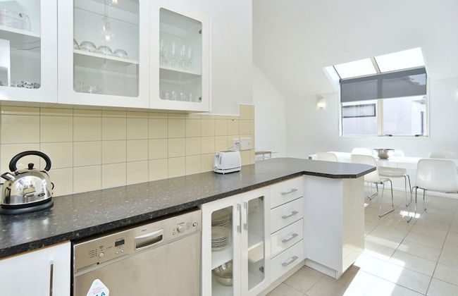 Moa Place - Christchurch Holiday Homes - Photo 22