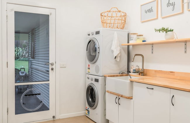 Hamptons Inspired Luxury - Photo 24