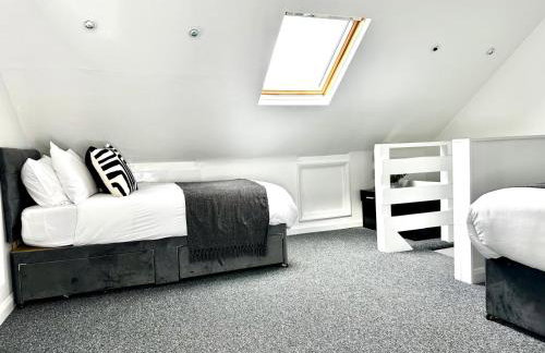 Serviced 4 bed 2 bath Manor Park House - Foto 50