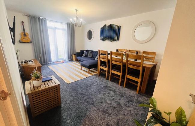 Beautiful 2 - Bed Apartment in Aylesbury - Foto 19