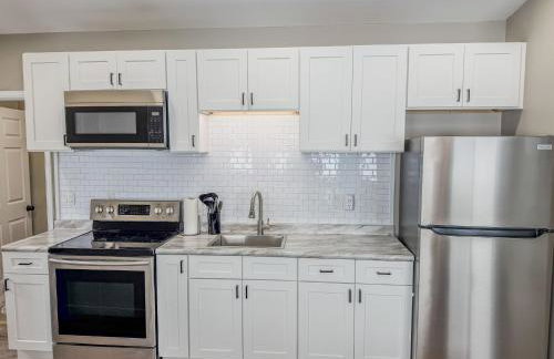 Lakeside Lodge- Newly Renovated Cabin on Black Lake - Foto 8