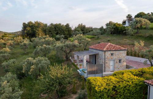 Stone build suite with private pool - Foto 15