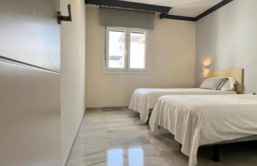 Jardines del Puerto Apartment for up to 6, totally refurbished 2025, gardens, pools, garage, wifi - Photo 40