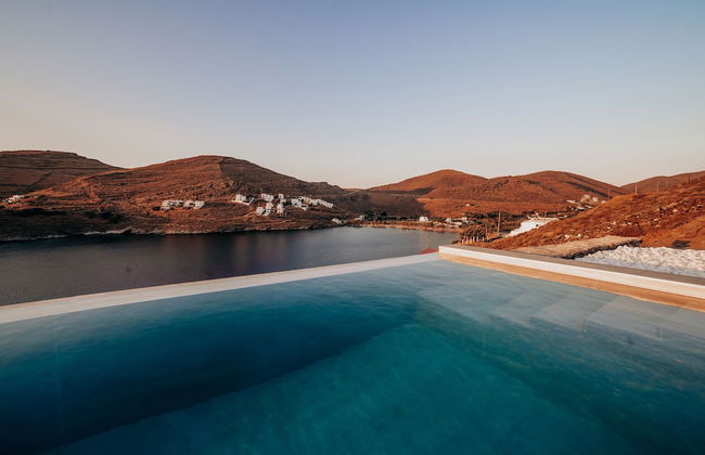 Ble Kythnos Suites - Photo 9