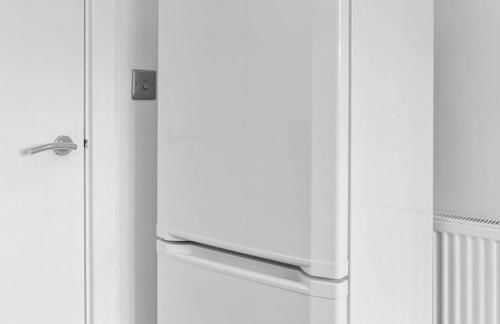 Modern Two Bed House - Garden - Parking - Smart TV - 2GMS - Foto 26