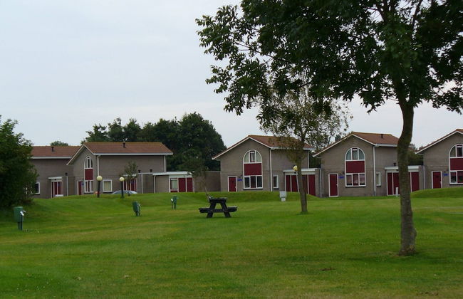 Semi-detached House in Franeker With a Shared Pool - Foto 15