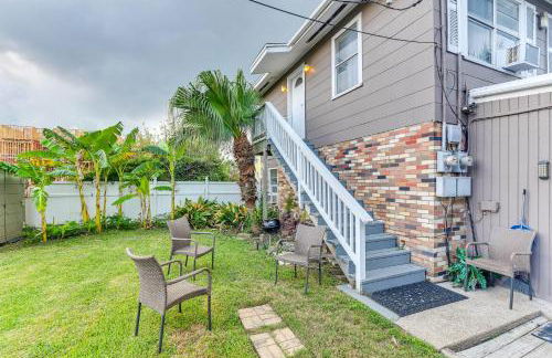 about 1 Mi to the Strand! Couples Retreat in Galveston - Foto 18