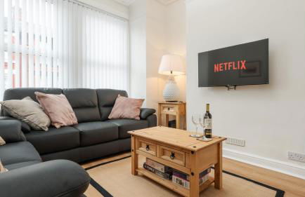 3 Bed House Near Liverpool Parking Sleeps 5 - Foto 16