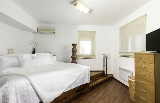 Villa on Island With Private Pool, Garde, Terrace, Parking - Foto 5