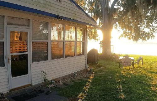 Lakefront Cottage Orlando-Tampa - Foto 17