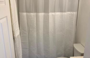 410 e45th 2 bedroom apartment - Photo 13