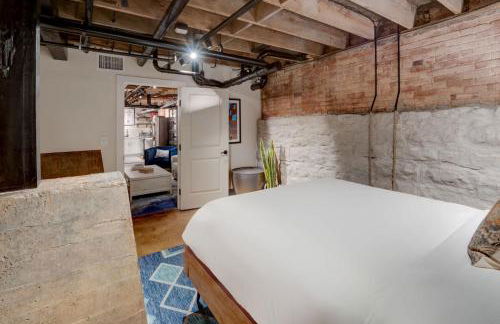 Historic Stay Near Downtown - Foto 18