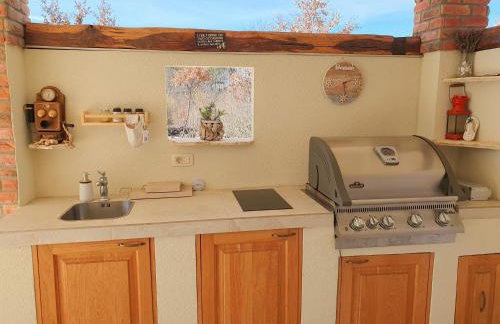 Villa Alara - charming villa with heated swimming pool - Foto 8