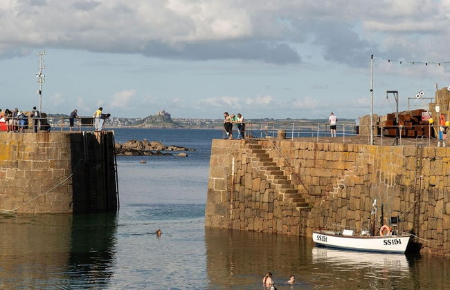 Seaview-2br-sleeps5-cottage-fastwifi-woodburner - Foto 20