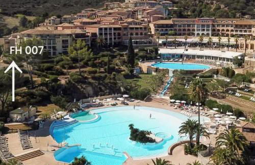 Appartement résidence Club -Rez-de-jardin clôturé -piscines dont une Chauffée du 04 avril au 02 novembre - Foto 21