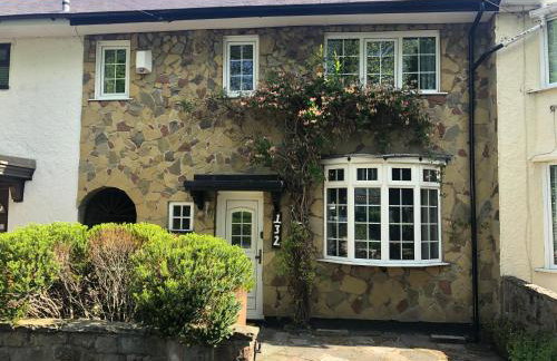 Cosy Rustic 3 bed cottage, great train links - Foto 1