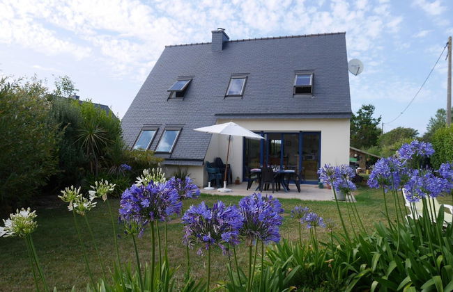 Holiday Home in Plouneour Near Sandy Beach - Foto 1