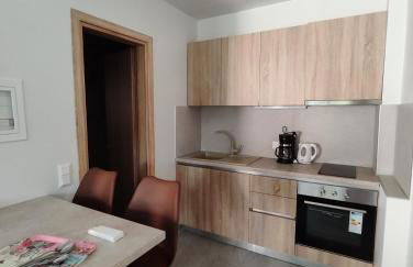 The House Of The Roses - Foto 44