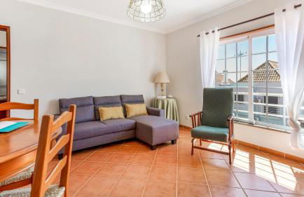 Luminous 3BDR Apartment W/Balcony by LovelyStay - Foto 9