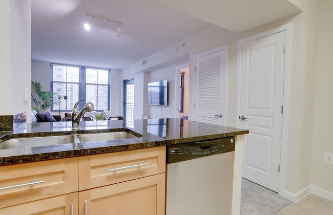 Business Apartment in Pentagon City - Photo 15