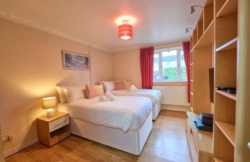 Bespoke Bungalow Salford Quays - Garden, WiFi and Parking - Foto 29