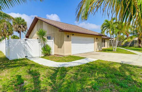 1 Mi to Dtwn Stuart Bright Home with Pool and Spa! - Photo 36