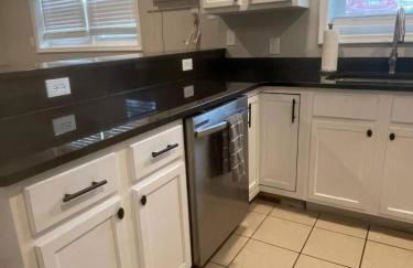 Joslyn 12-Newly remodeled 1 BDRM - Foto 5