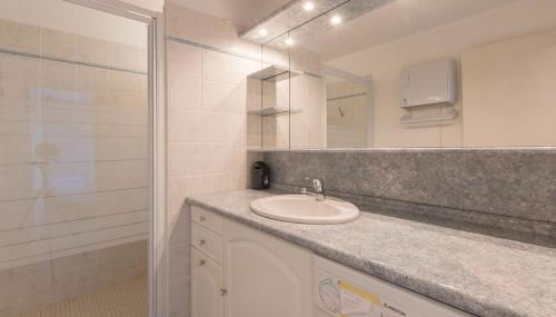 Les Alouettes - 300 m du lac - Foto 5, Shower