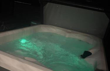 Luxury one bedroom pods with private Jacuzzi and plunge pool - Foto 32