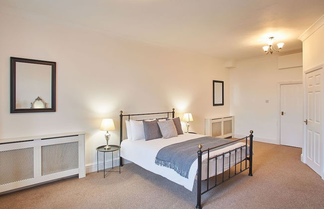 Host Stay Regency Mansions Apartment - Foto 12