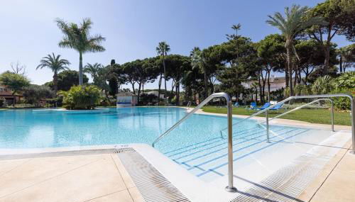 Elegant 2 Bedroom PH in Serene Urb El Presidente RDR521 - Photo 3