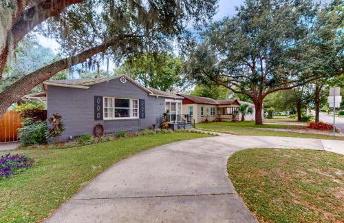 Dog-Friendly Yard! Walkable Dixieland District Gem - Foto 21