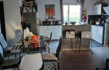 Maison confortable à Comps-la-Grand-Ville avec jardin - Photo 2