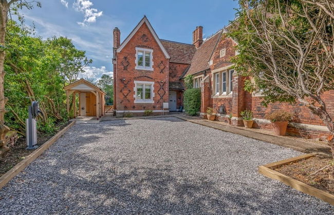 Luxury Home With Large Garden - The School House - Foto 36