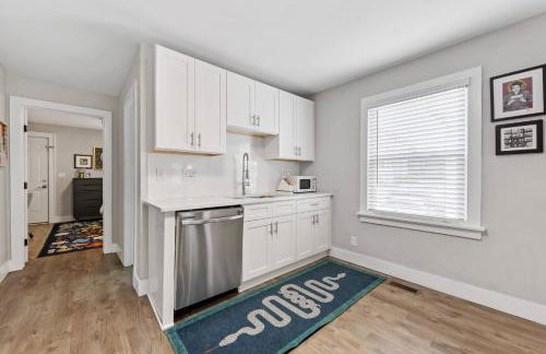 Optimist Abode 1: <7min to NoDa-Midwood-Uptown - Foto 49