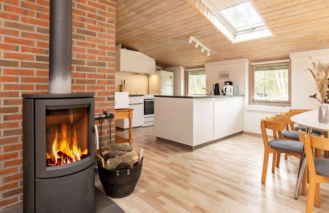 8 Person Holiday Home in Albaek - Foto 16