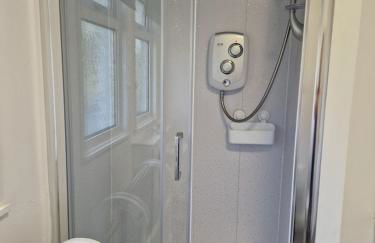 Dartmouth Caldon Holiday Chalet Sleeps 4 wifi elec inc Pets welcome - Foto 39