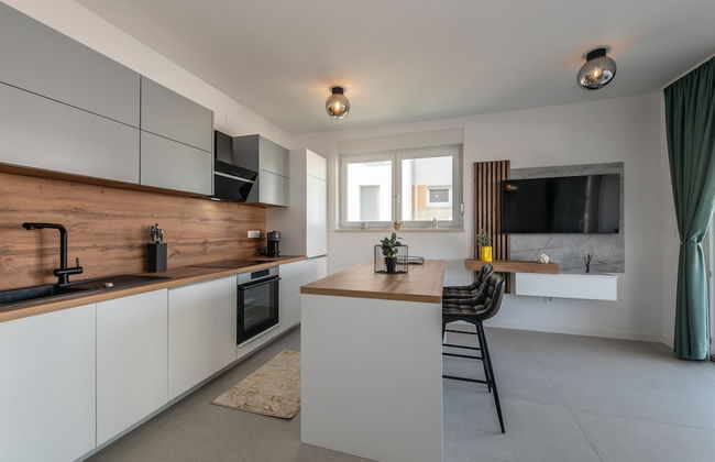 Apartments Mare B with pool - Photo 31