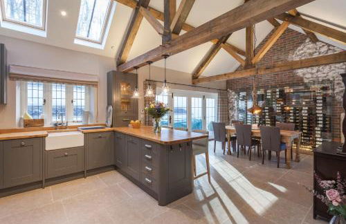 Three Little Pigs Luxury Cottage - Photo 4