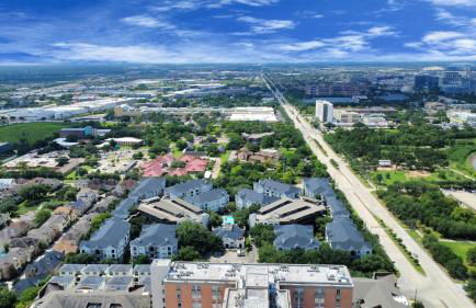 Cozy 3-Bd Haven Close to Med Center & Downtown HTX - Foto 1