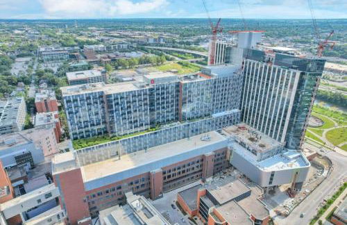 The Urban Oasis - 2 BR - Great Location - Foto 79