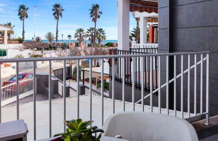 VivaBien Playa II - Apartamento a un paso del mar - Photo 3