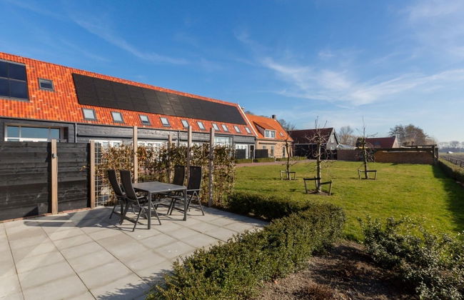 Holiday Home in Oostkapelle Near Forest - Photo 4