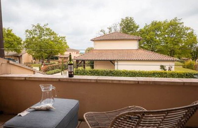 Spacious and Modern Villa With Large Garden and BBQ Area - Foto 27