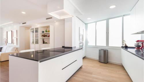 Amazing Apartment In Malaga With Wifi - Foto 5