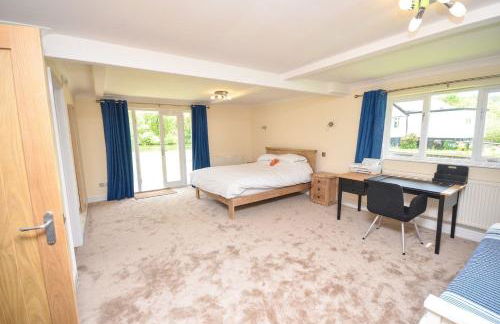 The Willows Wroxham - Photo 12