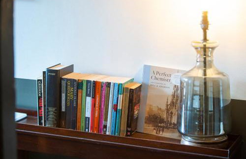 The Rock House - Terrace Apartment - in Heart of the City - Foto 5