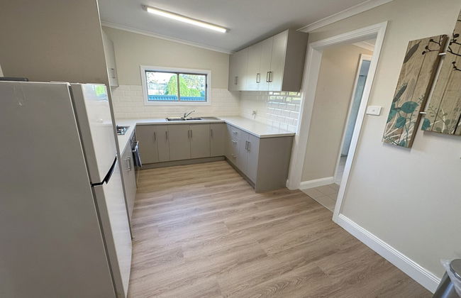 Charming 3 bedroom Cottage - Photo 7