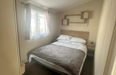 4 Bed 10 Berth Caravan Seawick Holiday Park - Foto 9