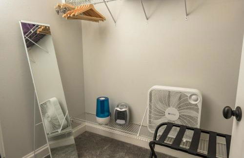 Luxe 4BR Mtn Retreat With Stunning Views Near Ski AndHikes - Foto 12